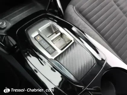 Photo 23 Peugeot 2008  PureTech 130 S&S EAT8 Style