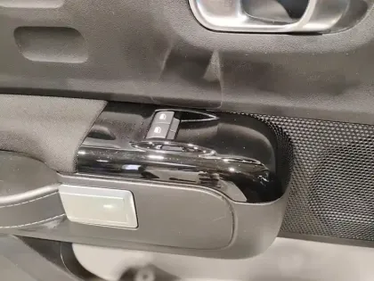 Photo 19 Citroën C3  PureTech 83 S&S BVM5 Shine