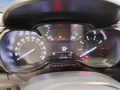 Photo 20 Citroën C3  PureTech 83 S&S BVM5 Shine