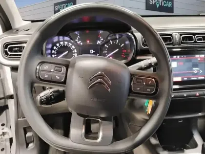 Photo 11 Citroën C3  PureTech 83 S&S BVM5 Shine