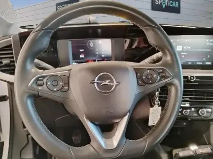 Photo 11 Opel Mokka  1.2 Turbo 100 ch BVM6 Elegance