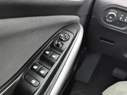 Photo 19 Opel Grandland X  1.5 Diesel 130 ch BVA8 Edition