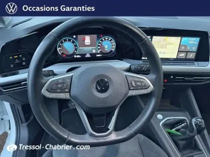 Photo 11 Volkswagen Golf  1.0 TSI OPF 110 BVM6 Life Plus