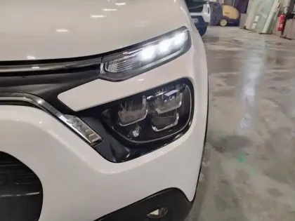 Photo 13 Citroën C3  PureTech 83 S&S BVM5 Shine