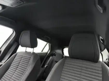 Photo 24 Peugeot 2008  PureTech 100 S&S BVM6 Active