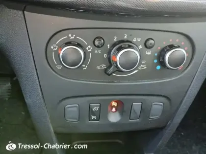 Photo 21 Dacia Sandero  ECO-G 100 Essentiel