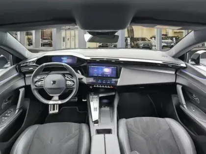 Photo 9 Peugeot 308  PHEV 225 e-EAT8 GT