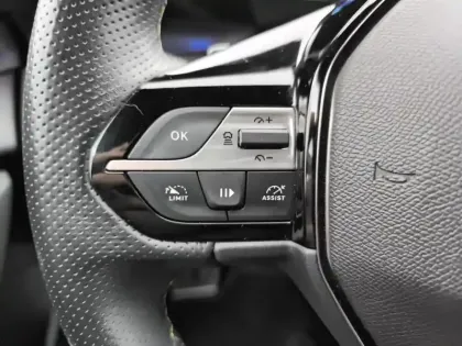 Photo 18 Peugeot 308  PHEV 225 e-EAT8 GT