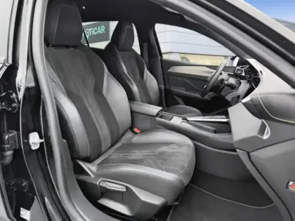 Photo 8 Peugeot 308  PHEV 225 e-EAT8 GT