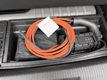 Photo 26 Peugeot 308  PHEV 225 e-EAT8 GT