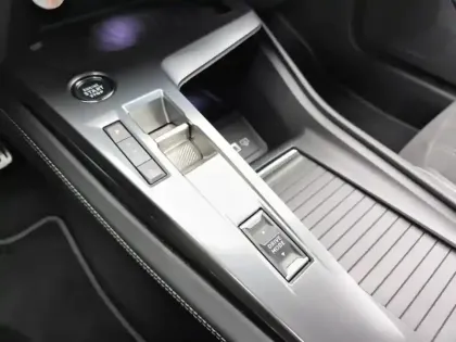 Photo 23 Peugeot 308  PHEV 225 e-EAT8 GT