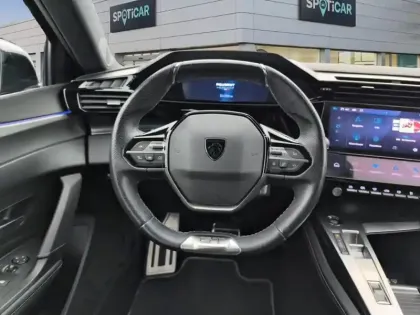 Photo 11 Peugeot 308  PHEV 225 e-EAT8 GT