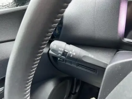 Photo 16 Citroën C4  PureTech 130 EAT8 Max