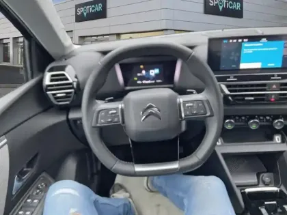 Photo 11 Citroën C4  PureTech 130 EAT8 Max