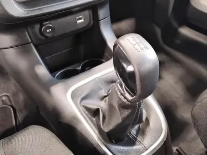 Photo 23 Citroën C3  PureTech 83 S&S BVM5 Shine