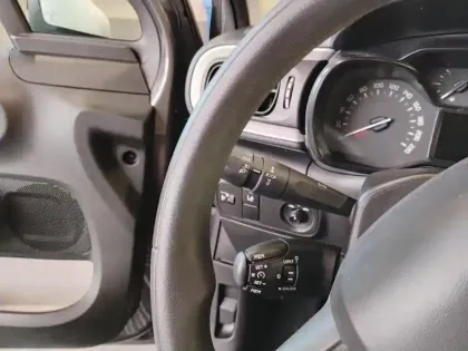 Photo 16 Citroën C3  PureTech 83 S&S BVM5 YOU!