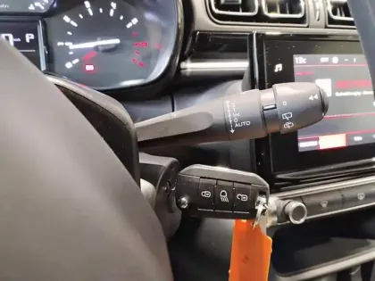 Photo 17 Citroën C3  PureTech 110 S&S EAT6 Shine