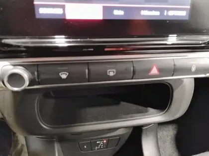 Photo 12 Citroën C3  PureTech 110 S&S EAT6 Shine