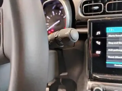 Photo 17 Citroën C3  PureTech 110 S&S BVM6 Shine Pack