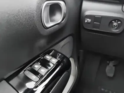 Photo 18 Citroën C3  PureTech 83 S&S BVM5 Shine