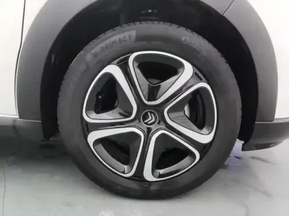 Photo 13 Citroën C3  PureTech 83 S&S BVM5 Shine