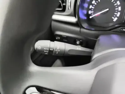 Photo 17 Citroën C3  PureTech 83 S&S BVM5 Shine