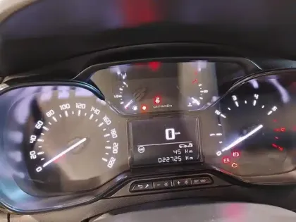 Photo 20 Citroën C3  PureTech 83 S&S BVM5 Shine