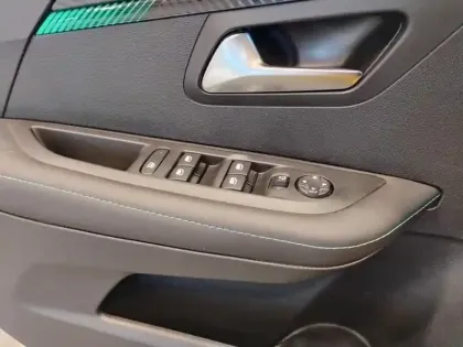 Photo 19 Peugeot 208 Gén. II Ph1 NG Allure 5