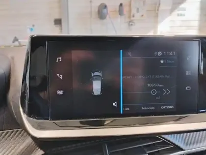 Photo 25 Peugeot 208 Gén. II Ph1 NG Allure 5