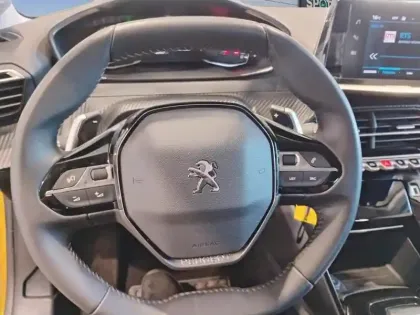 Photo 11 Peugeot 208 Gén. II Ph1 NG Allure 5