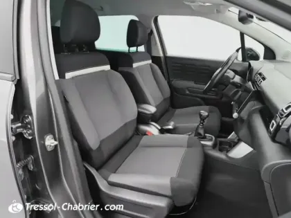 Photo 8 Citroën C3 Aircross  PureTech 110 S&S BVM6 Shine