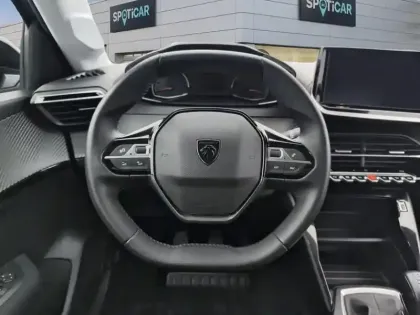 Photo 11 Peugeot 208  PureTech 75 S&S BVM5 Active