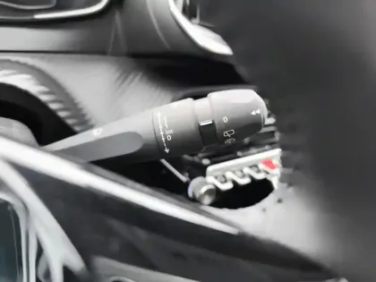 Photo 16 Peugeot 208  PureTech 75 S&S BVM5 Active