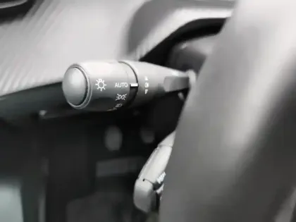 Photo 17 Peugeot 208  PureTech 75 S&S BVM5 Active