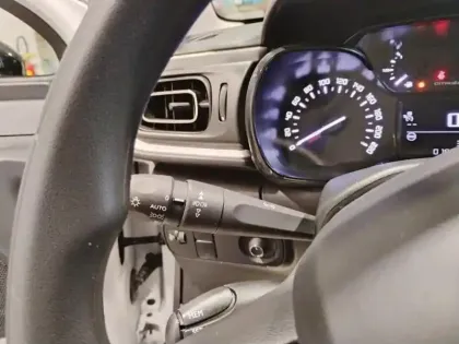 Photo 16 Citroën C3  PureTech 83 S&S BVM5 Shine