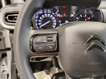 Photo 18 Citroën C3  PureTech 83 S&S BVM5 Shine