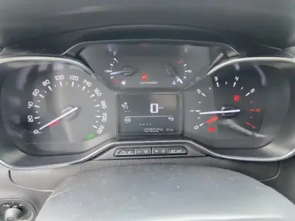 Photo 20 Citroën C3  BlueHDi 100 S&S BVM6 Shine Pack