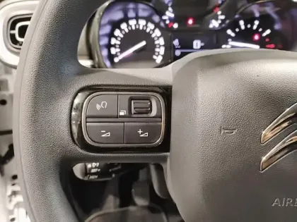 Photo 18 Citroën C3  PureTech 83 S&S BVM5 Shine