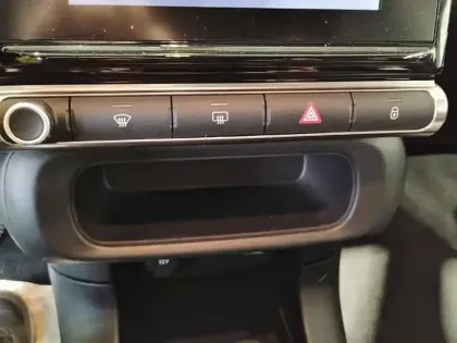 Photo 12 Citroën C3  PureTech 83 S&S BVM5 Shine