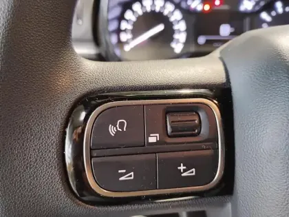 Photo 18 Citroën C3  PureTech 83 S&S BVM5 Shine