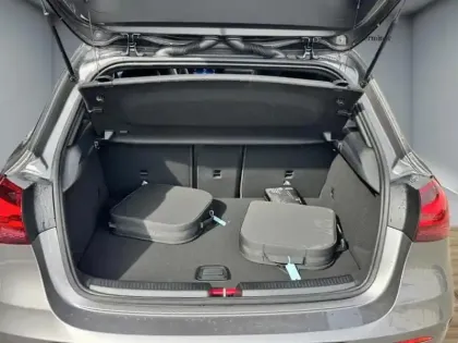 Photo 9 Mercedes Classe A 250 e Hybrid EQ AMG Line