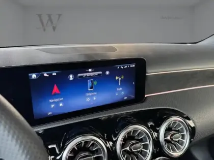 Photo 11 Mercedes Classe A 250 e Hybrid EQ AMG Line