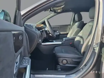 Photo 11 Mercedes GLA 200 d AMG Line