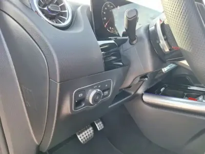 Photo 46 Mercedes GLA Gén. II (H247) Ph2 AMG Line 5