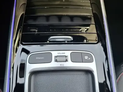 Photo 19 Mercedes GLA 200 d AMG Line