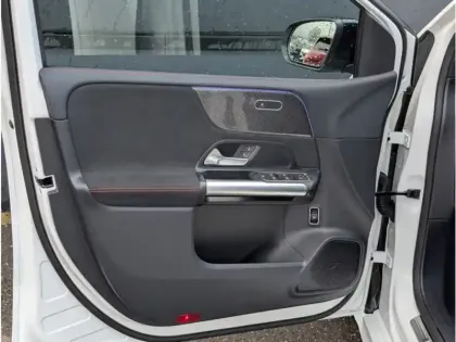 Photo 25 Mercedes Classe B Gén. III (W247) Ph2 AMG Line 5