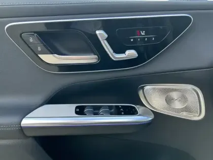 Photo 18 Mercedes Classe GLC GLC 300 e Hybrid EQ 4MATIC Cou