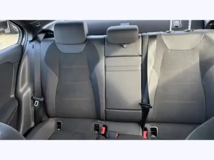 Photo 17 Mercedes Classe A 200 d Berline AMG Line