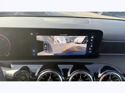 Photo 19 Mercedes Classe A 200 d Berline AMG Line