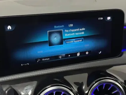 Photo 14 Mercedes Classe A 250 e AMG Line